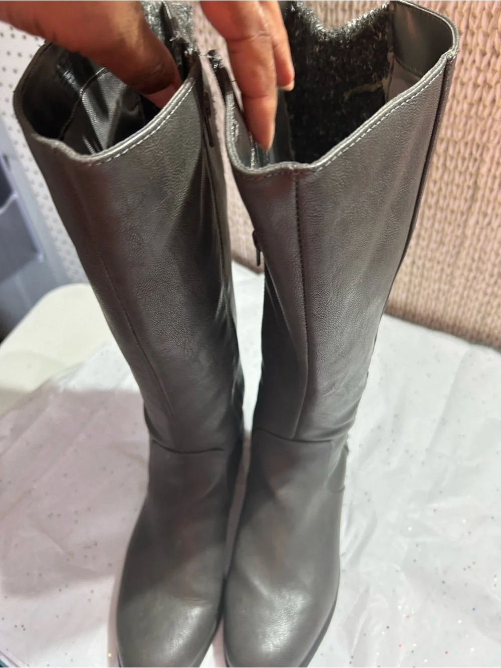 Classic Tall Women's Knee Boots - Gray